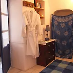 Ifestio Oia (Santorini)