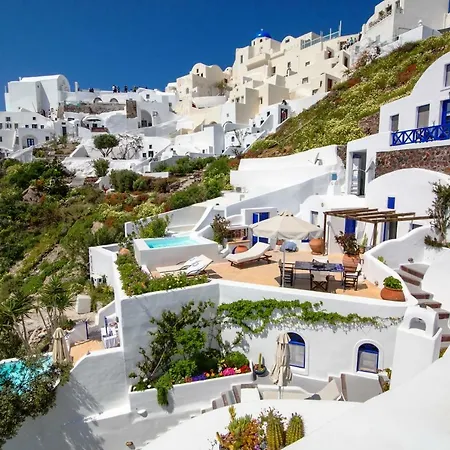 Ifestio 3* Oia (Santorini)