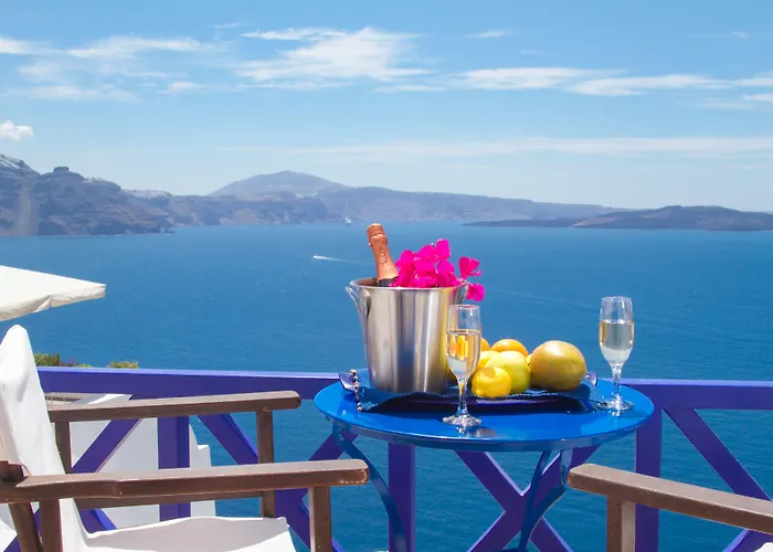 Ifestio 4* Oia (Santorini)