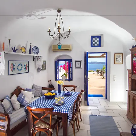 לינה וארוחת בוקר Ifestio 4*