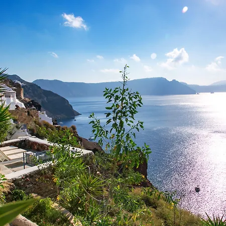 Ifestio לינה וארוחת בוקר 4*