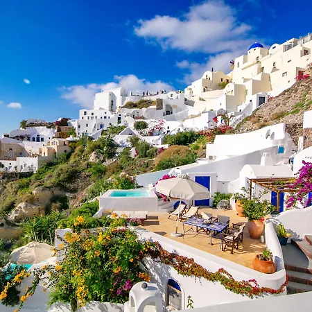 Ifestio לינה וארוחת בוקר 4*