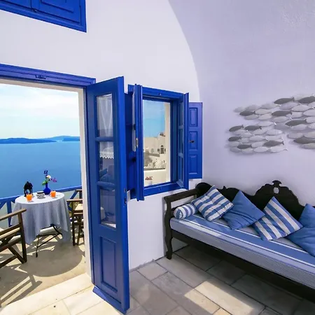 Ifestio 3* Oia (Santorini)