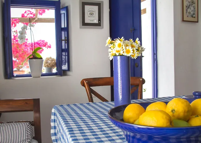 Ifestio Bed & Breakfast Oia